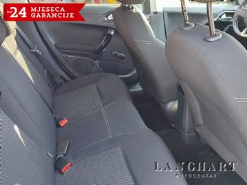 Peugeot 208 1,6 BlueHDi,1vlasnik,HR-auto,Servisna,Garancija