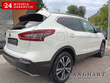 REZERVIRANO - Nissan Qashqai 1,3 DIG-T,1.vlasnik,160ks,Servisna,Garancija