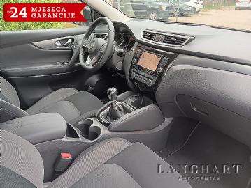 REZERVIRANO - Nissan Qashqai 1,3 DIG-T,1.vlasnik,160ks,Servisna,Garancija