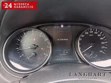 REZERVIRANO - Nissan Qashqai 1,3 DIG-T,1.vlasnik,160ks,Servisna,Garancija