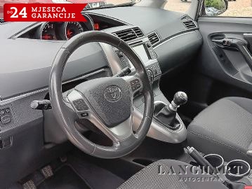 Toyota Verso 1,6 D-4D,7Sjedala,Servisna,Garancija,Reg.do 12/2024