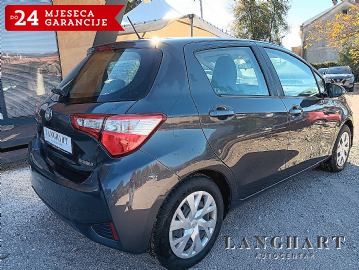 Toyota Yaris 1,5 Automatik,Hybrid,Navi,Kamera,Tvornička garancia