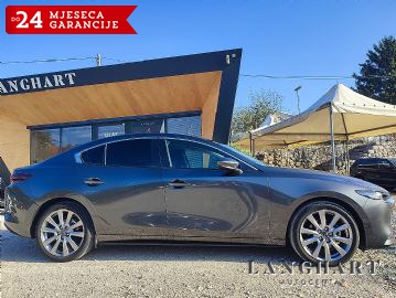 Mazda 3 Skyactive G150,HR auto,1.vlasnik,48710km,Servisna,Garancija