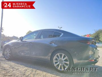 Mazda 3 Skyactive G150,HR auto,1.vlasnik,48710km,Servisna,Garancija